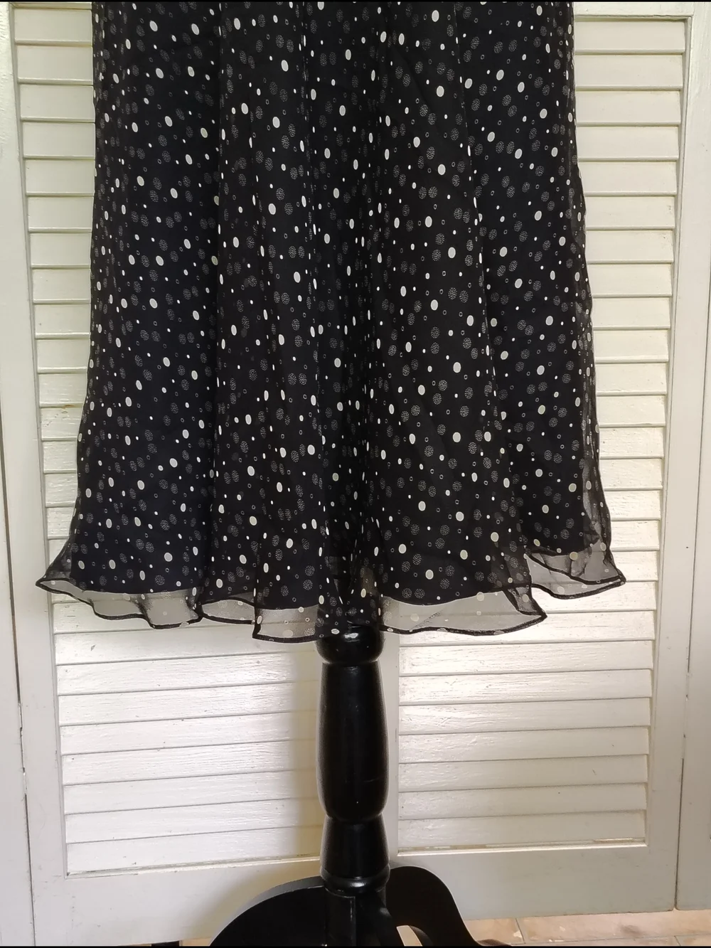White House Black Market Black Polka Dot Silk Midi Dress Size 2 – Like New - Picture 4 of 16